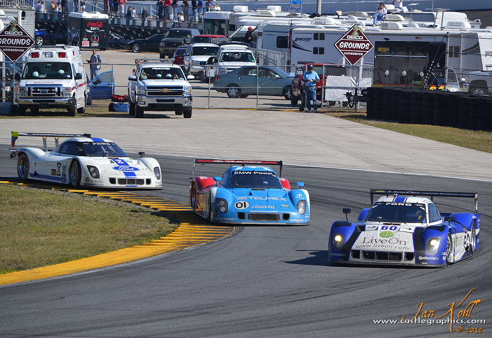 Rolex 24, Sunday: Only 2 hours left to go...
...and there is a 3-way battle for the lead!
Keywords: 2012 Rolex 24