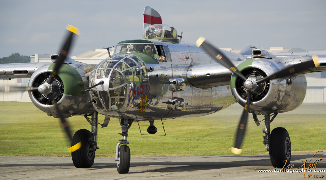 2013-09-22 8359
B-25 Mitchell pulls into chocks after a flying display.
