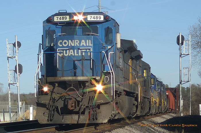 csx 7489 C40-8 mt holly nc feb16 2007
