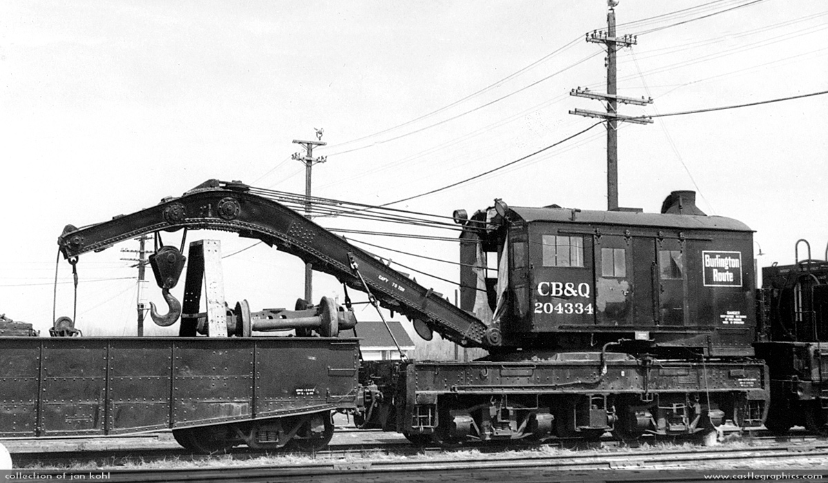 CB&Q steam crane in Hannibal
This crane was assigned to the Hannibal Division for many years.

