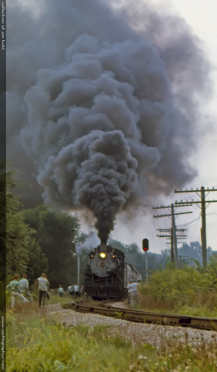 CB&Q #4960 near Clarksville MO
Railfans watch the approaching #4960 belch smoke on a September day in 1963
