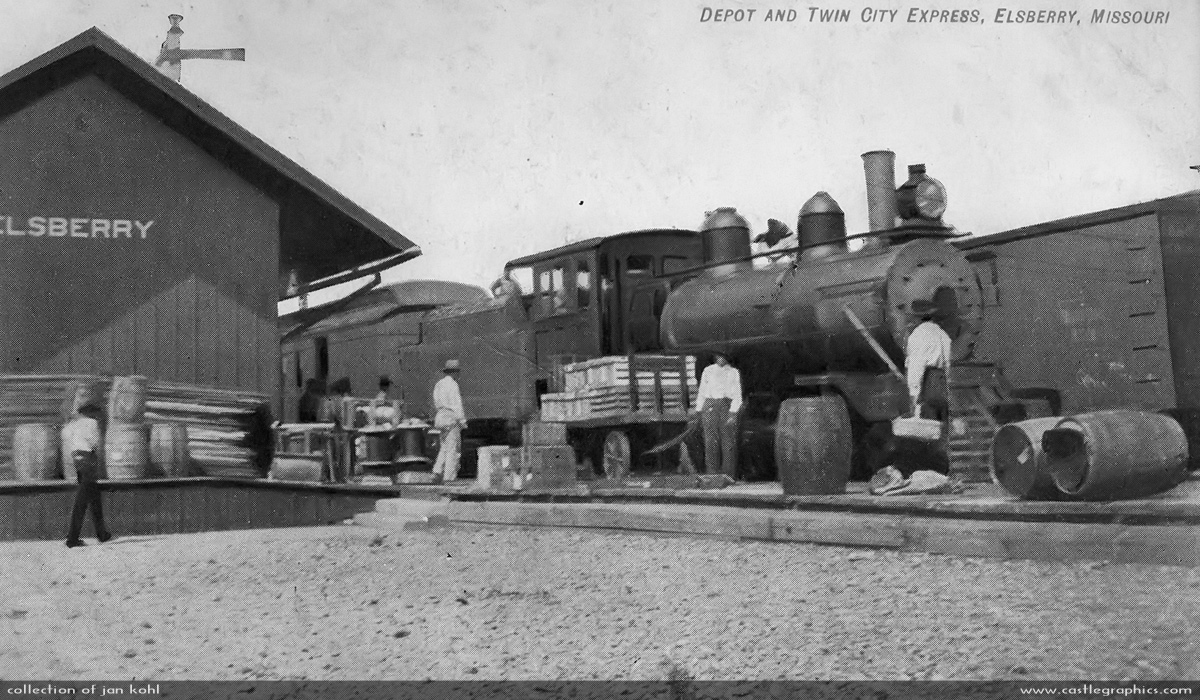 CB&Q depot, Elsberry - 1919 - with twin Cities Express
The St. Louis bound Twin Cities express pulls into Elsberry on a March afternoon in 1919
