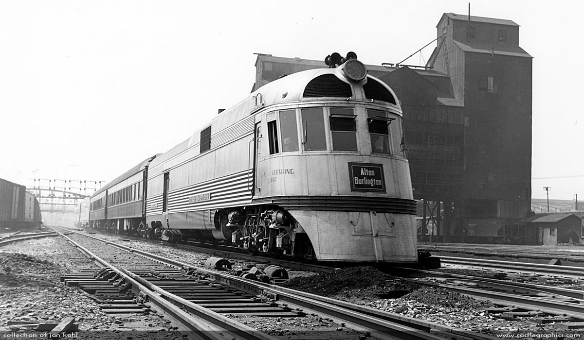 General Pershing Zephyr on the way to Kansas City
The Silver Charger resembles its namesake as it rolls out of St. Louis on the way to Kansas City.  The General Pershing Zephyr used the K-Line until it headed west. "Alton Burlington" was occasionally used on the nameplate as it used Alton RR trackage.
