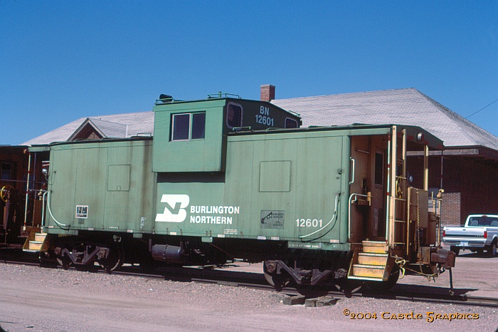 bn 12601 caboose sioux falls sd may2002
