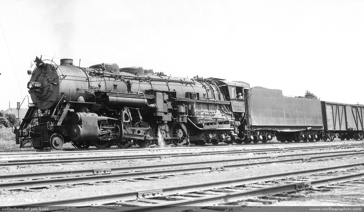 cbq 6322 2-10-4 at red oak IA aug1 1944
