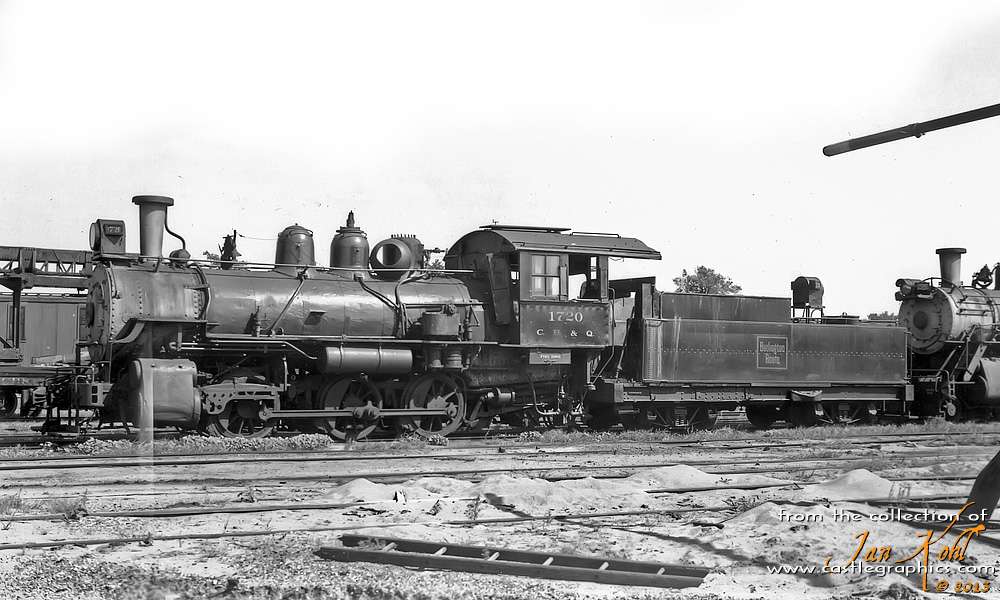 cbq 1720 0-6-0 galesburg il aug 1945
